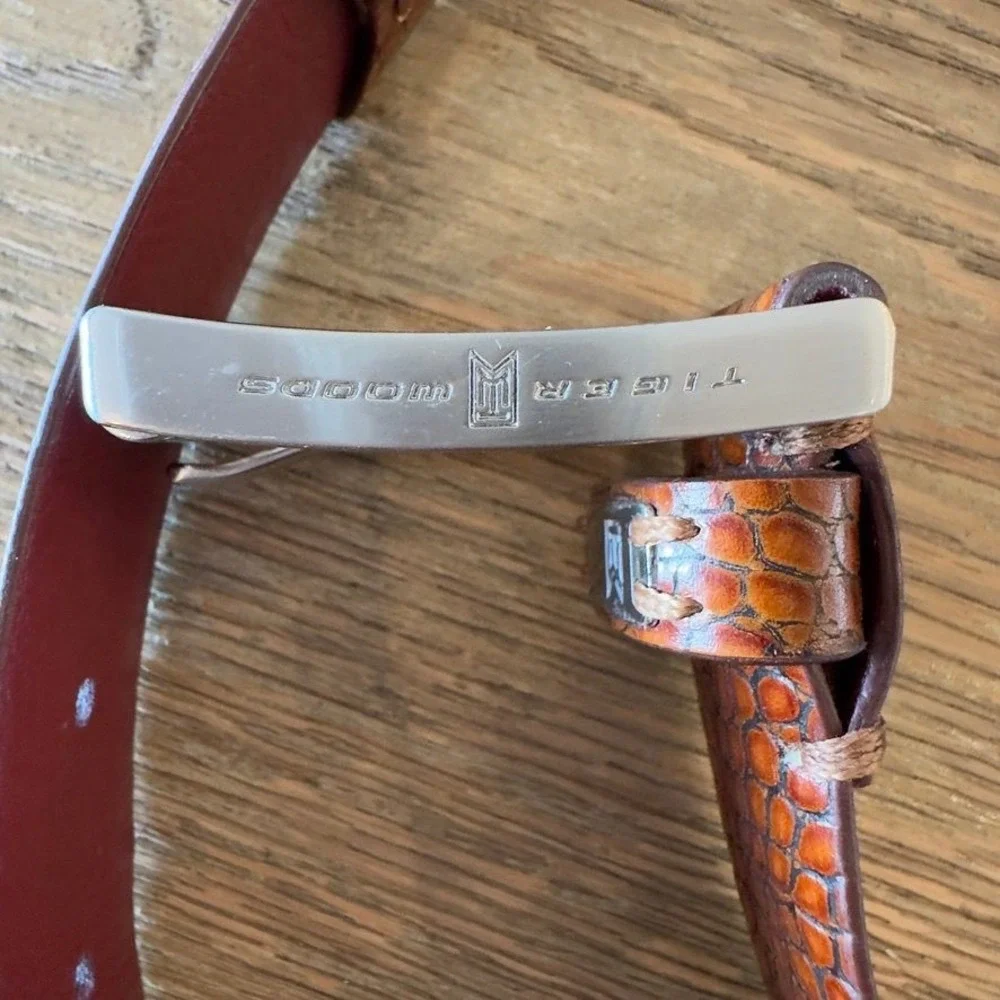 Tiger Woods Collection Brown Croc Embossed Leather Belt Men's Golf Silver Buckle